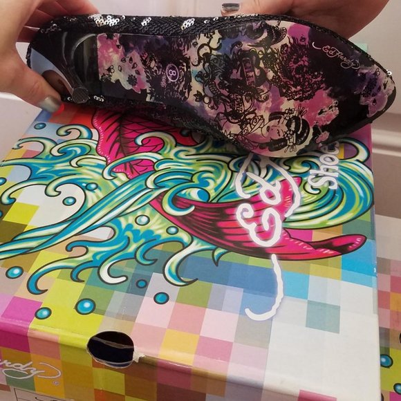 Sold: Ed Hardy flip sequence black heels size 8 - Picture 3 of 4